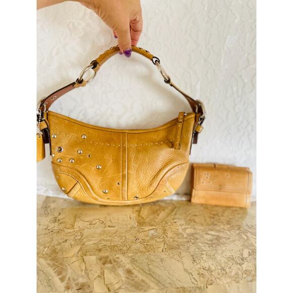 Bundle/set Vtg Coach Purse Shoulder soho vachetta mustard rhinestone bag/WALLET - Picture 2 of 9